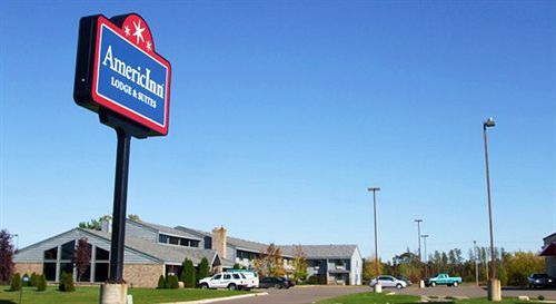 Days Inn & Suites By Wyndham Baxter Brainerd Area Eksteriør billede